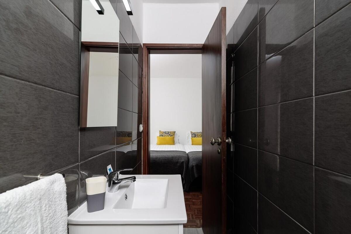 Casa 2 Irmaos Bed & Breakfast Lagos Luaran gambar